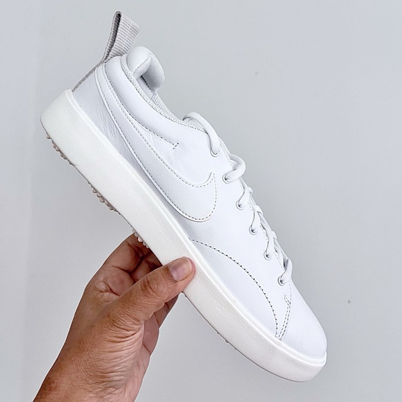 Nike Course Classic Men’s Golf Shoes - Picture 2 of 7